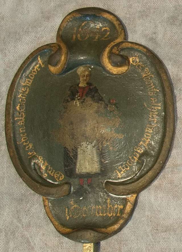 Broeker Kerk, een schildje van de maagdenkroon