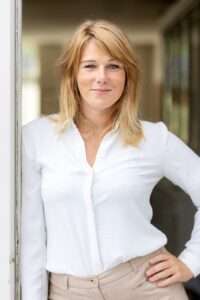 Sloots, Esther HR-DJvD